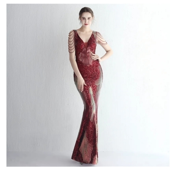 WIne Red, Floral, Sleeveless,  Round Back, V Neck,  Sequined Mermaid Gown - Picture 6 of 16